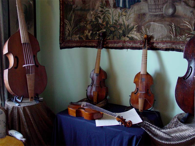 Viola da gamba in England: Orpheon Foundation in Castello di Duino