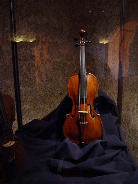 violin, Brescia, ca. 1600