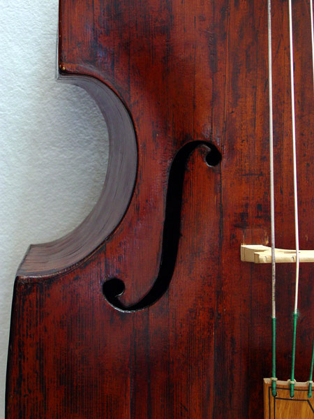 Viola da gamba Violone Italian (Venetian, 17th C.)