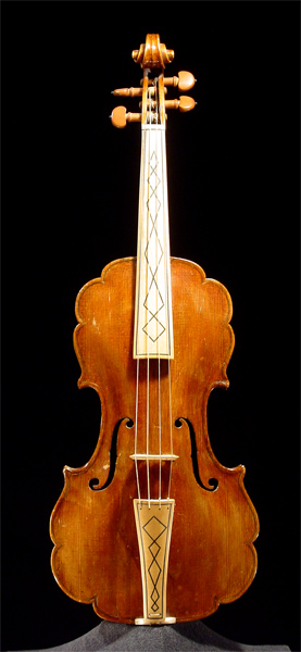 Violin Johann Anton Gedler, Füssen, 18th C. (Renaissance outline)